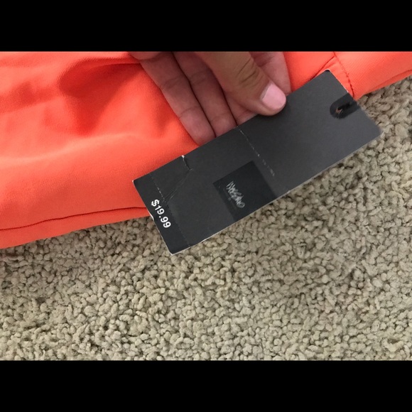 Coral Dress Shorts - Picture 2 of 5